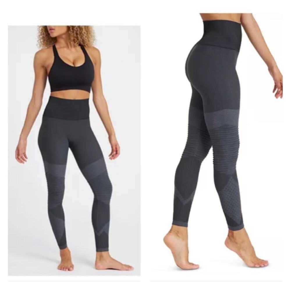 ATHLEISURE Spanx Moto Leggings – Look at Me Now Seamless Indigo – L